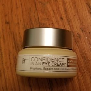 Confidence in a Eye Cream